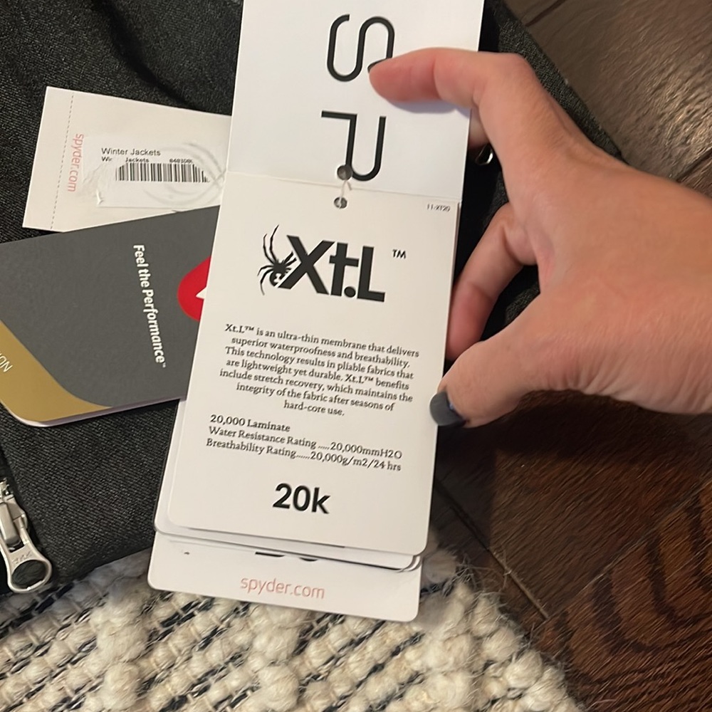 Spyder ski jacket - Picture 4 of 10
